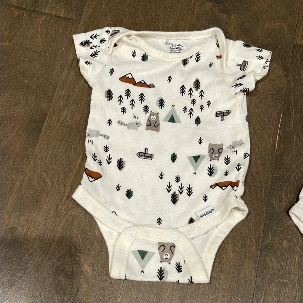 Gerber 4Pc Baby Onesie NB-3M